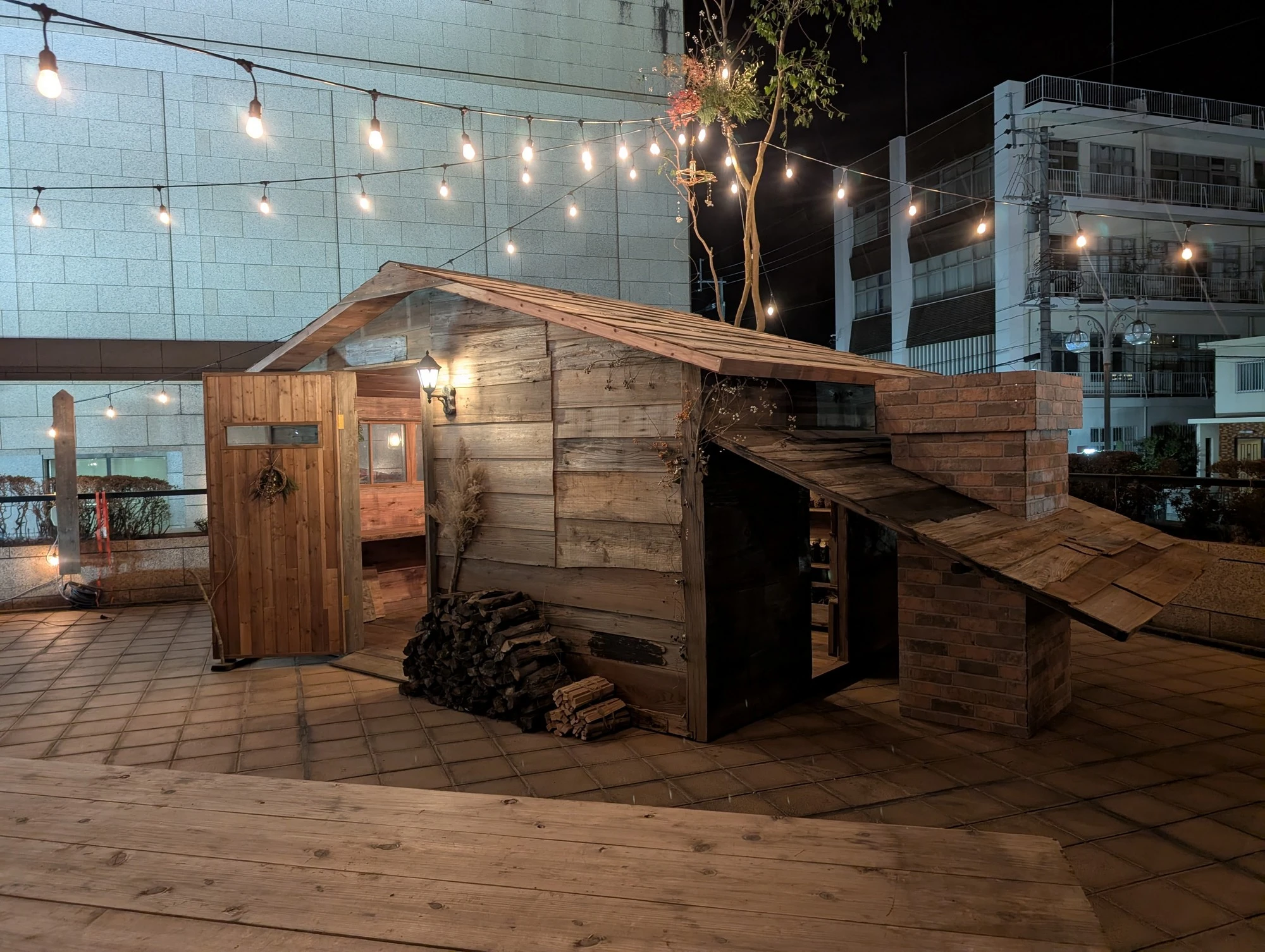 小屋　アンクス美術館